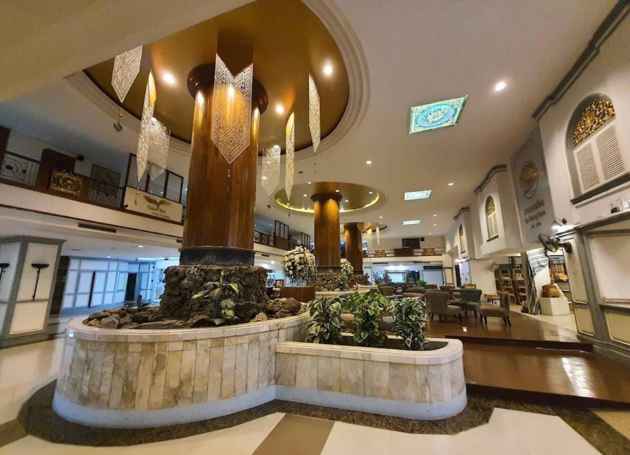 Apartment Hillside宁曼路度假温馨公寓山景房带浴缸泳池wifi超大阳台